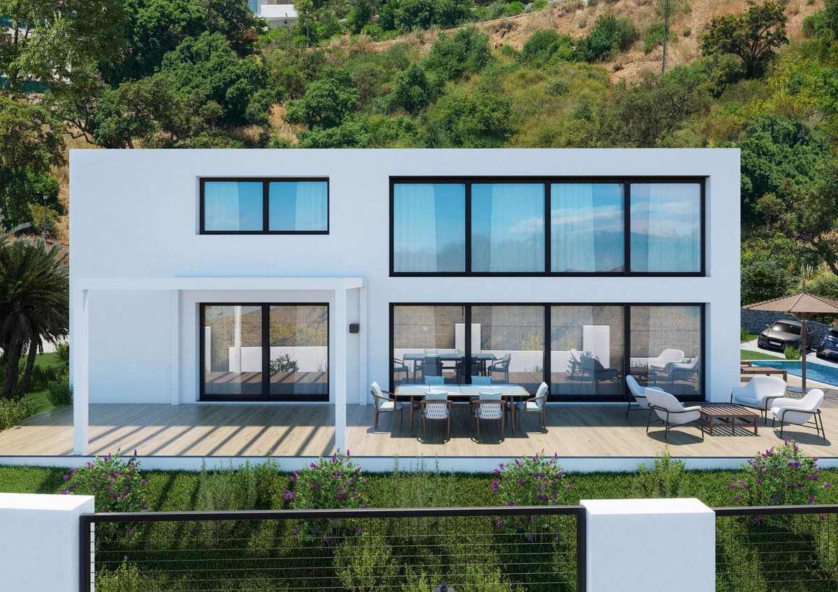 Villa in La Mairena, Marbella