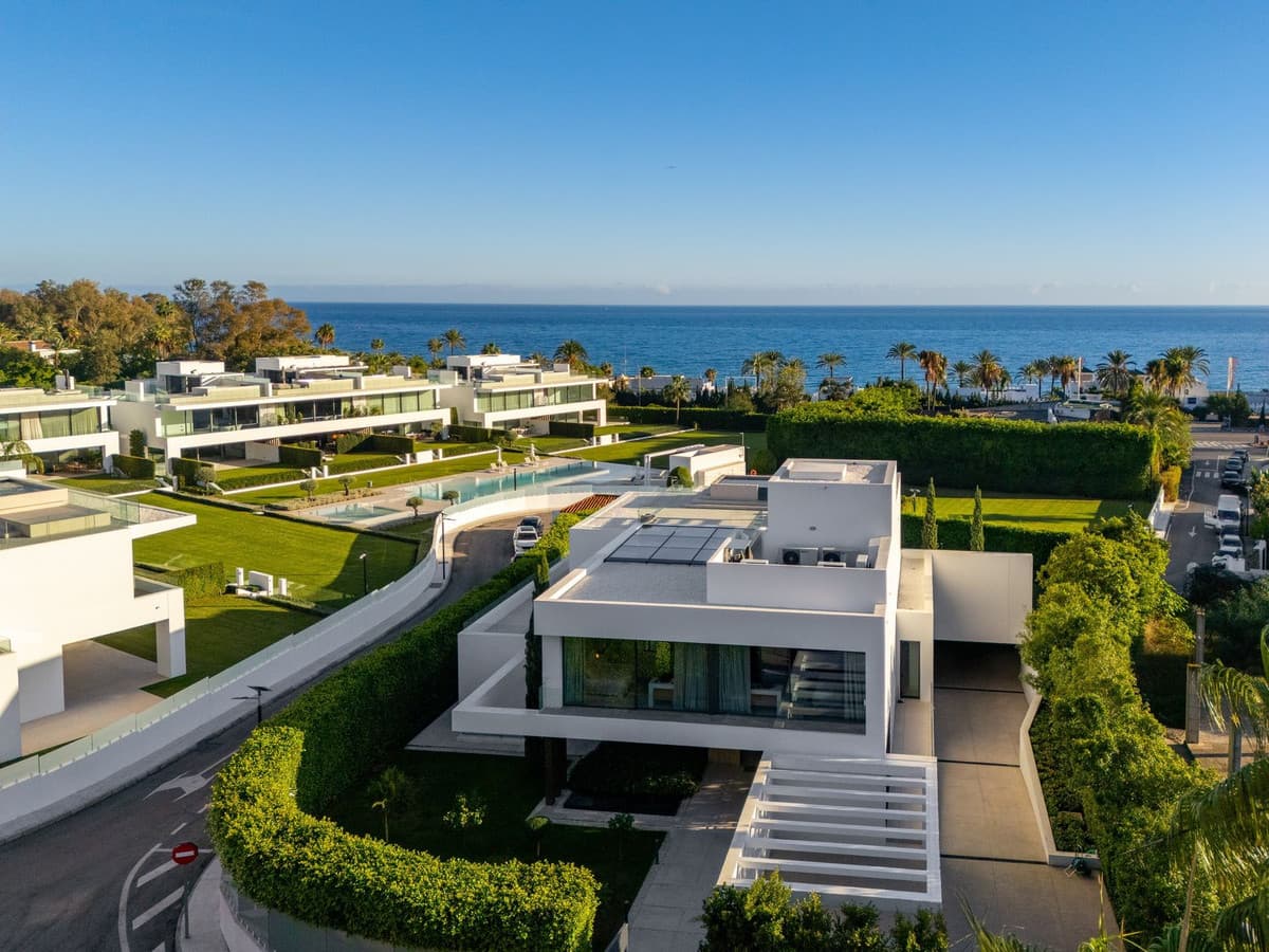 Villa in Marbella Golden Mile, Marbella